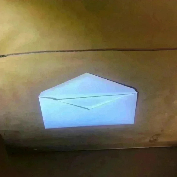 NY Yankee’s Stadium pictures with dirt. - Picture 6 of 8